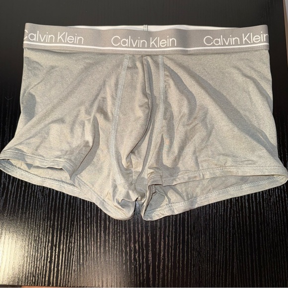 Calvin Klein Size MD Boxer Brief - Picture 1 of 5